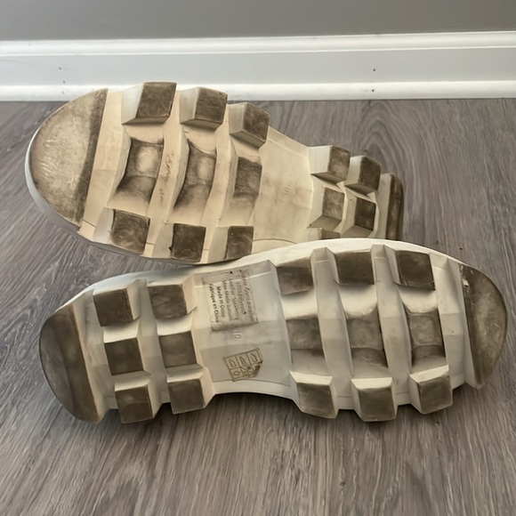 Free People Jeffrey Campbell Marley Mary Jane Platforms Size 10 - Picture 11 of 11